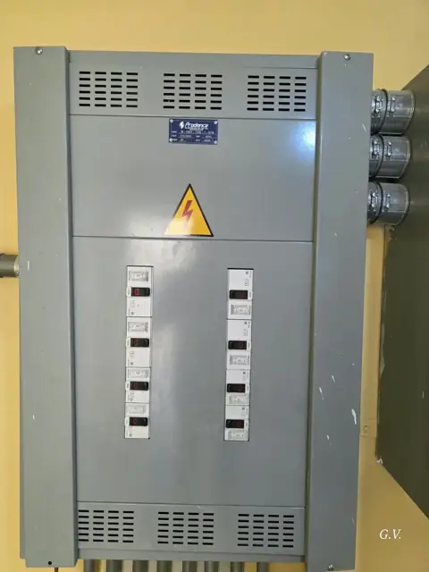 Obra de potencia eléctrica ejecutada por Kotch